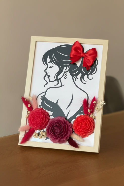 3D-Silhouette „Florale Eleganz“ – Handgefertigtes Kunstwerk
