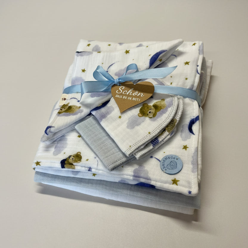 Premium Musselin Baby-Set mit schlafenden Bärchen in hellgrau und weiß als Geschenk für die Erstausstattung